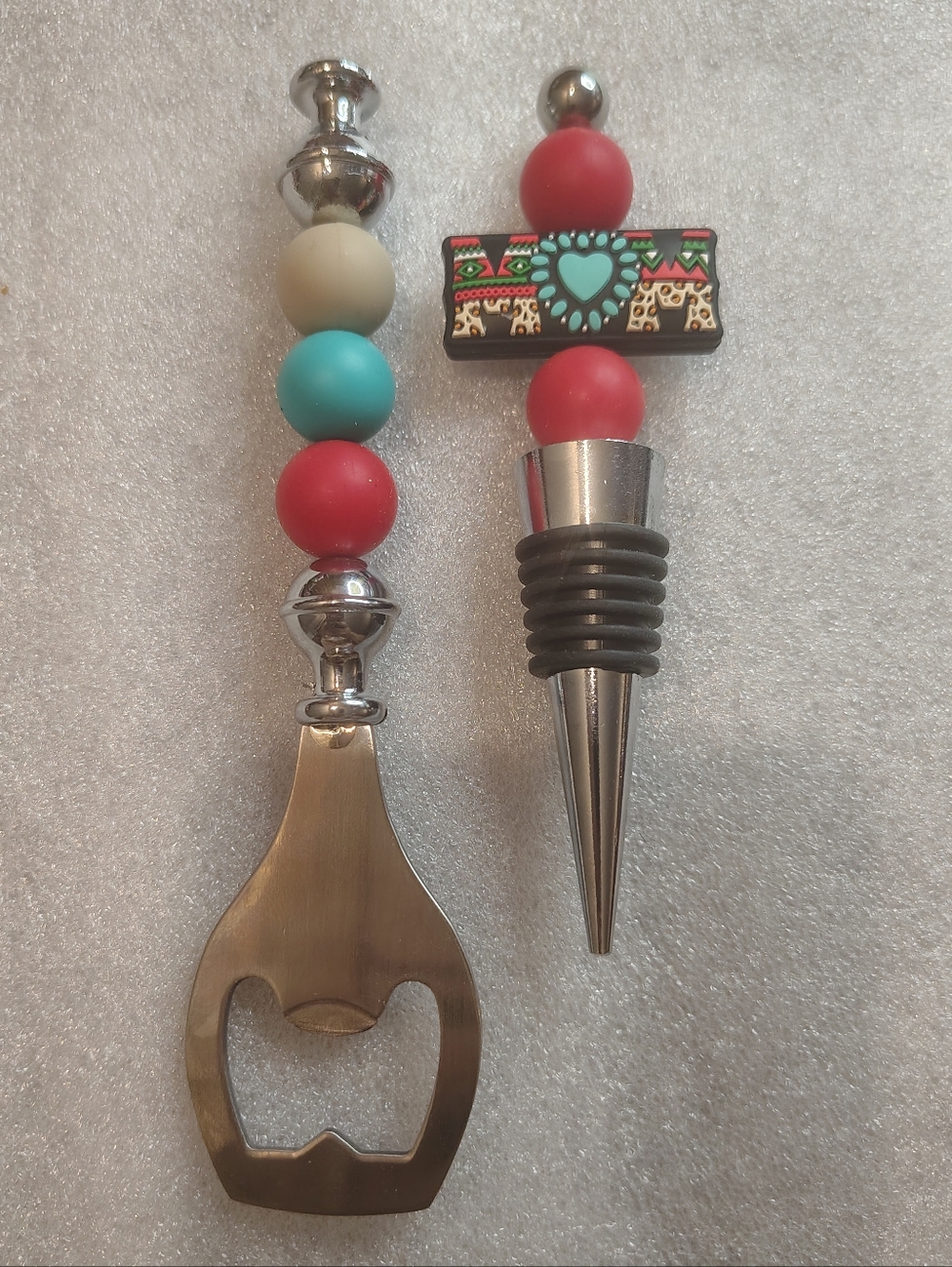 🩰 Set Of Bottle Opener And Wine Stopper Bundle